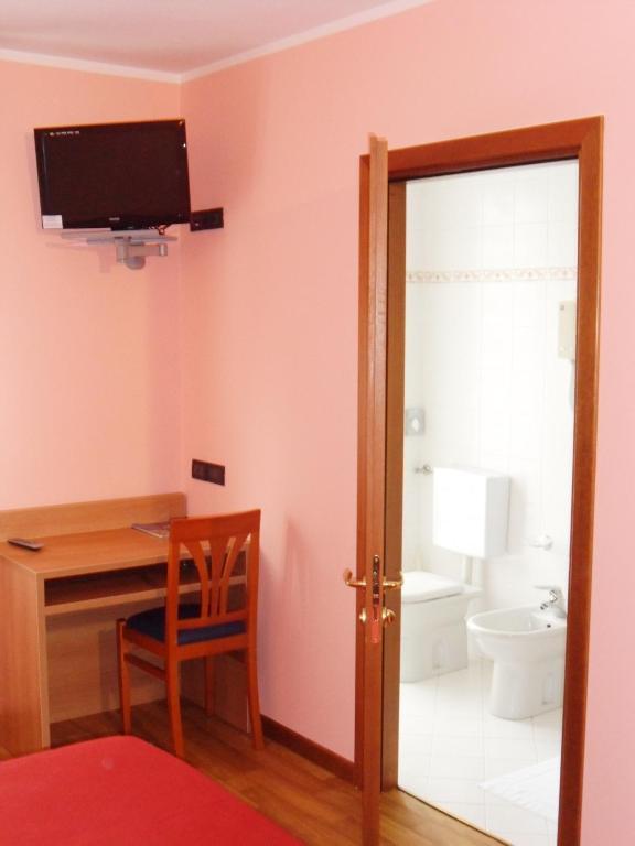 Hotel Ristorante Al Bassanello Bassano del Grappa Chambre photo